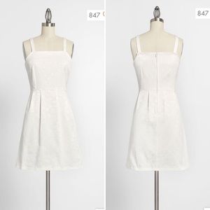 White Roses Mini Dress sz L NWT From ModCloth